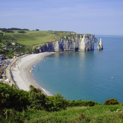 ETRETAT.jpg